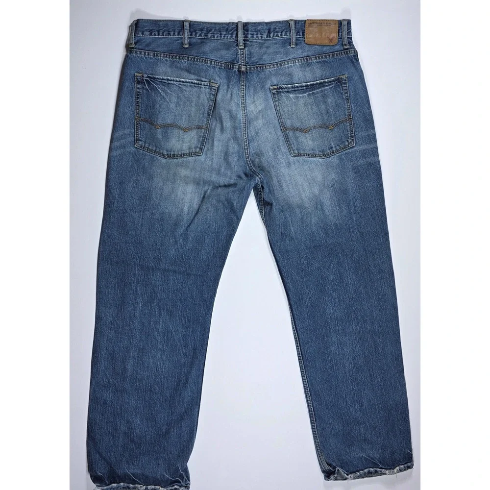 American Eagle Mens Blue Jeans 38x32 Straight Leg Cotton Denim Distressed Wash
